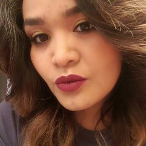 Meet your Posher, Miriam